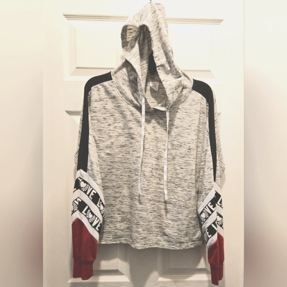 No Boundaries Pull-Over Hoodie - Picture 2 of 6